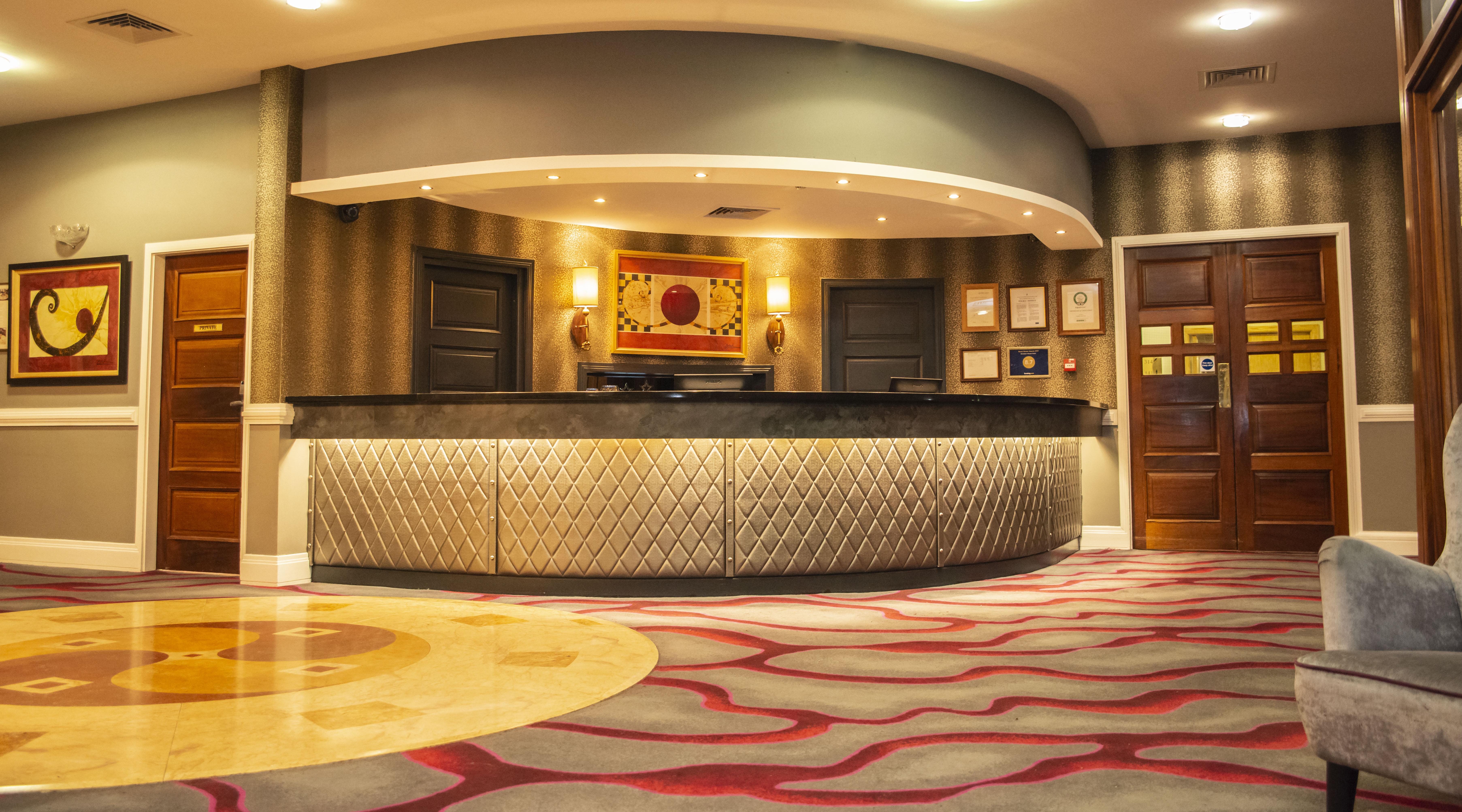 Brandon House Hotel Ню Рос Екстериор снимка